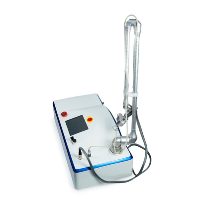 Máquina fraccionaria del laser del CO2 del OEM 40w para el rejuvenecimiento de la vagina del retiro del pigmento
