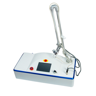 Máquina fraccionaria del laser del acné del CO2 portátil del retiro para el ajuste de Vigina