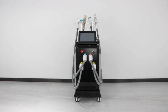 Máquina de belleza vertical 4 en 1 Dispositivo de belleza multifuncional y sistema de depilación con láser