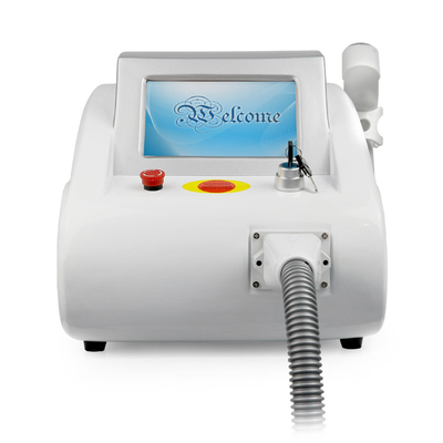 Máquina portátil de eliminación de tatuajes Q con conmutación Nd Yag Laser Carbon Peeling Skin Whting Beauty Machine