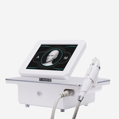 Vaso portátil para apretar la piel Microneedle Beauty Skin Care Machine Oro Radiofrecuencia Rf Microneedling